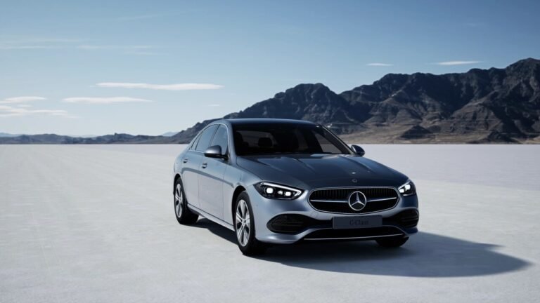 2023 Mercedes-Benz C 300 e, Silver