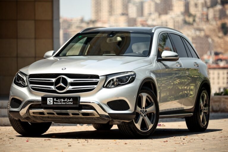 2017 Mercedes-Benz GLC 250, Silver