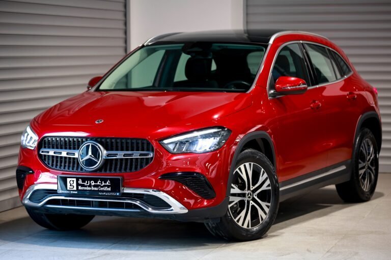 2024 Mercedes-Benz GLA 250 e, Red