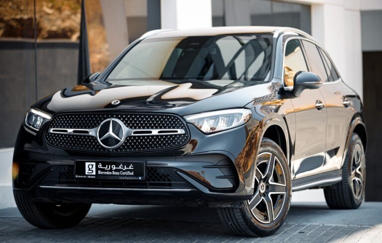 2024 Mercedes-Benz GLC 300 e 4MATIC, Black