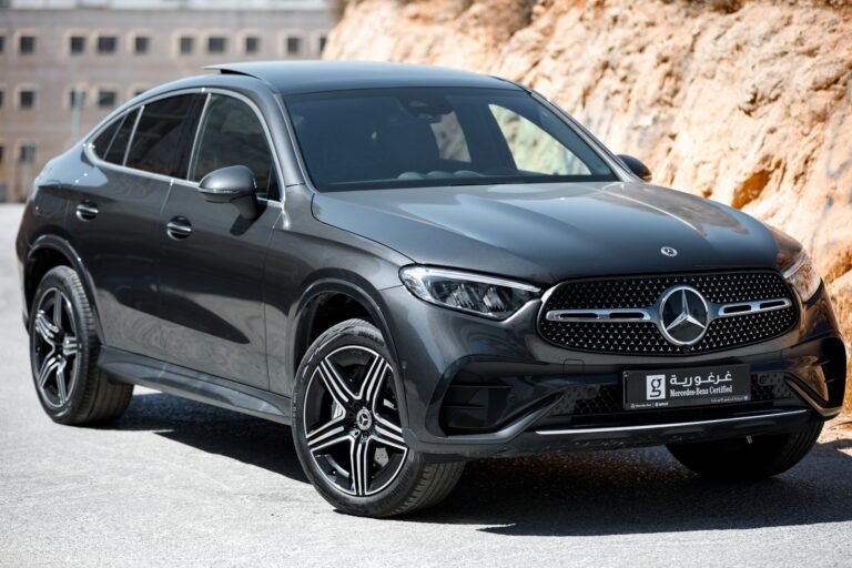2024 Mercedes-Benz GLC 300 e 4MATIC Coupé, Grey