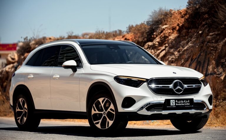 2024 Mercedes-Benz GLC 300 e 4MATIC, White