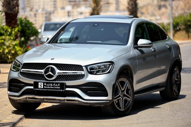 2022 Mercedes-Benz GLC 200 Coupé, Silver